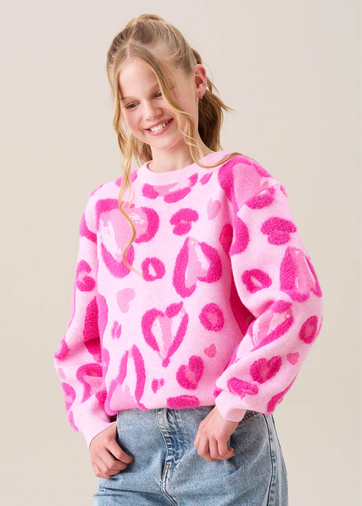 Reya Leopard Heart Eyelash Jumper