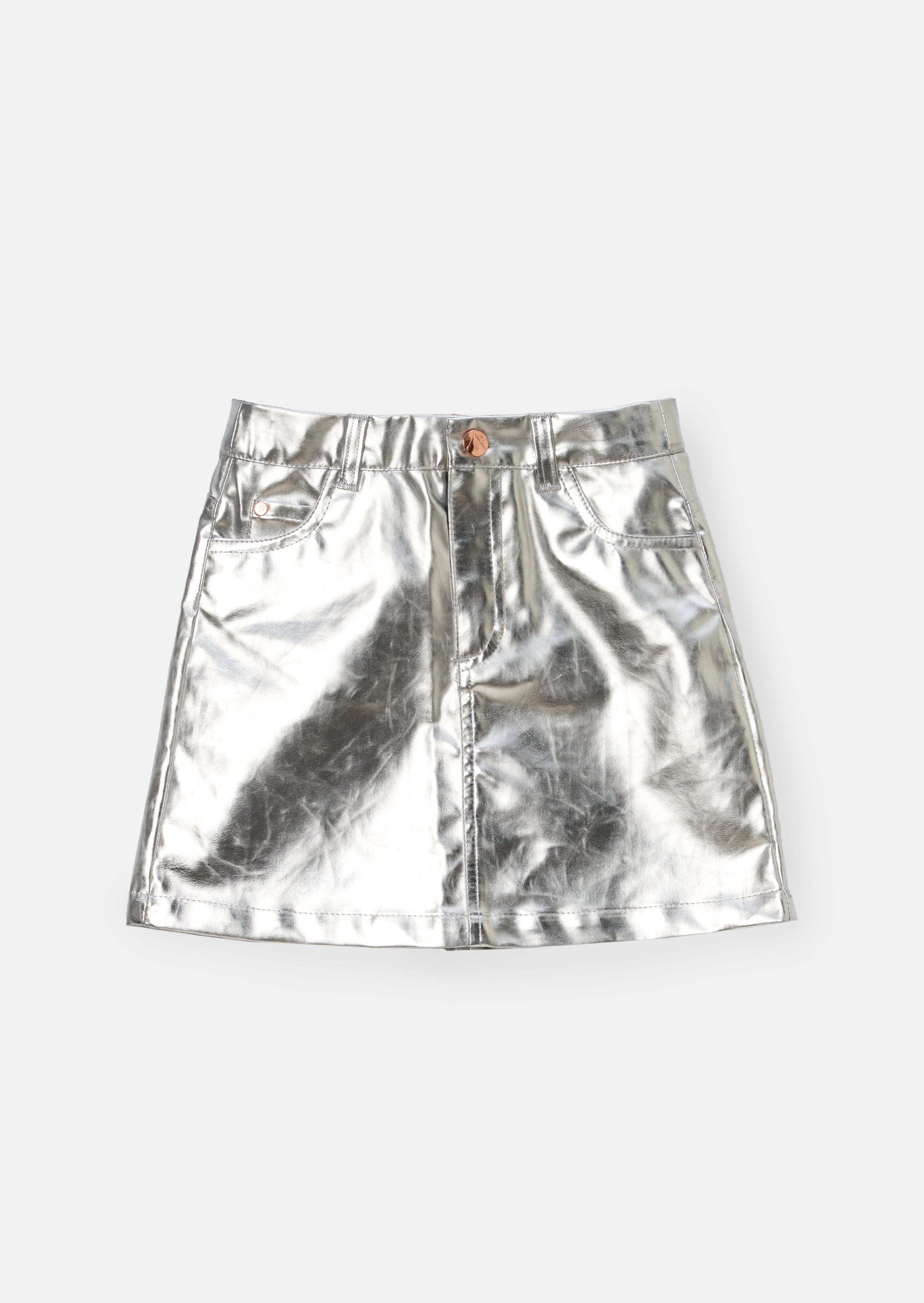girl wear mini skirt
