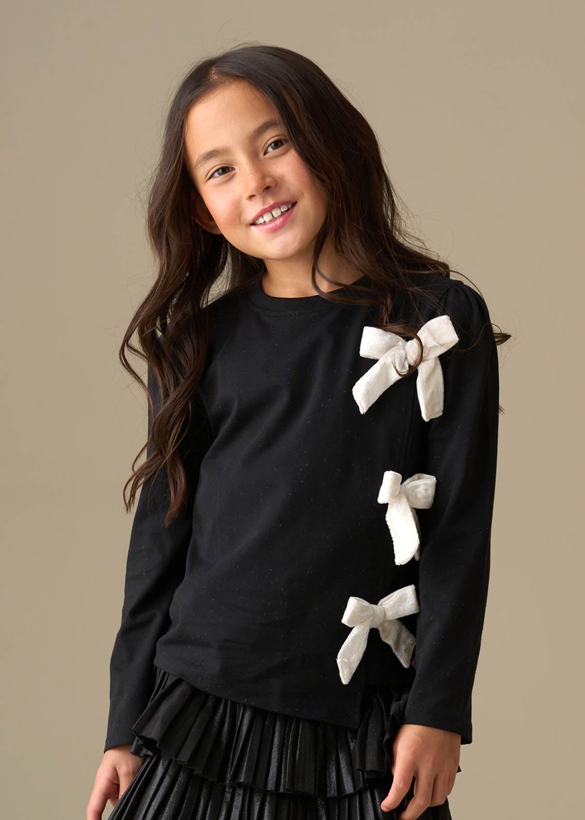 long sleeve girl asymmetric bow ls top black
