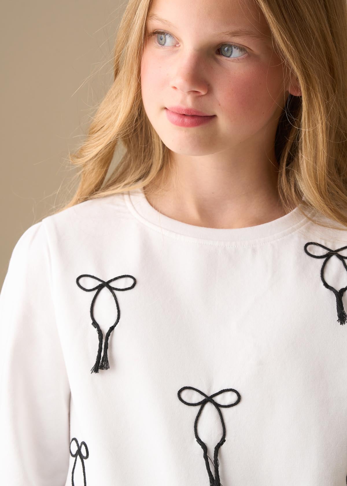 Imogen Embroidered Bow Ls Top - White