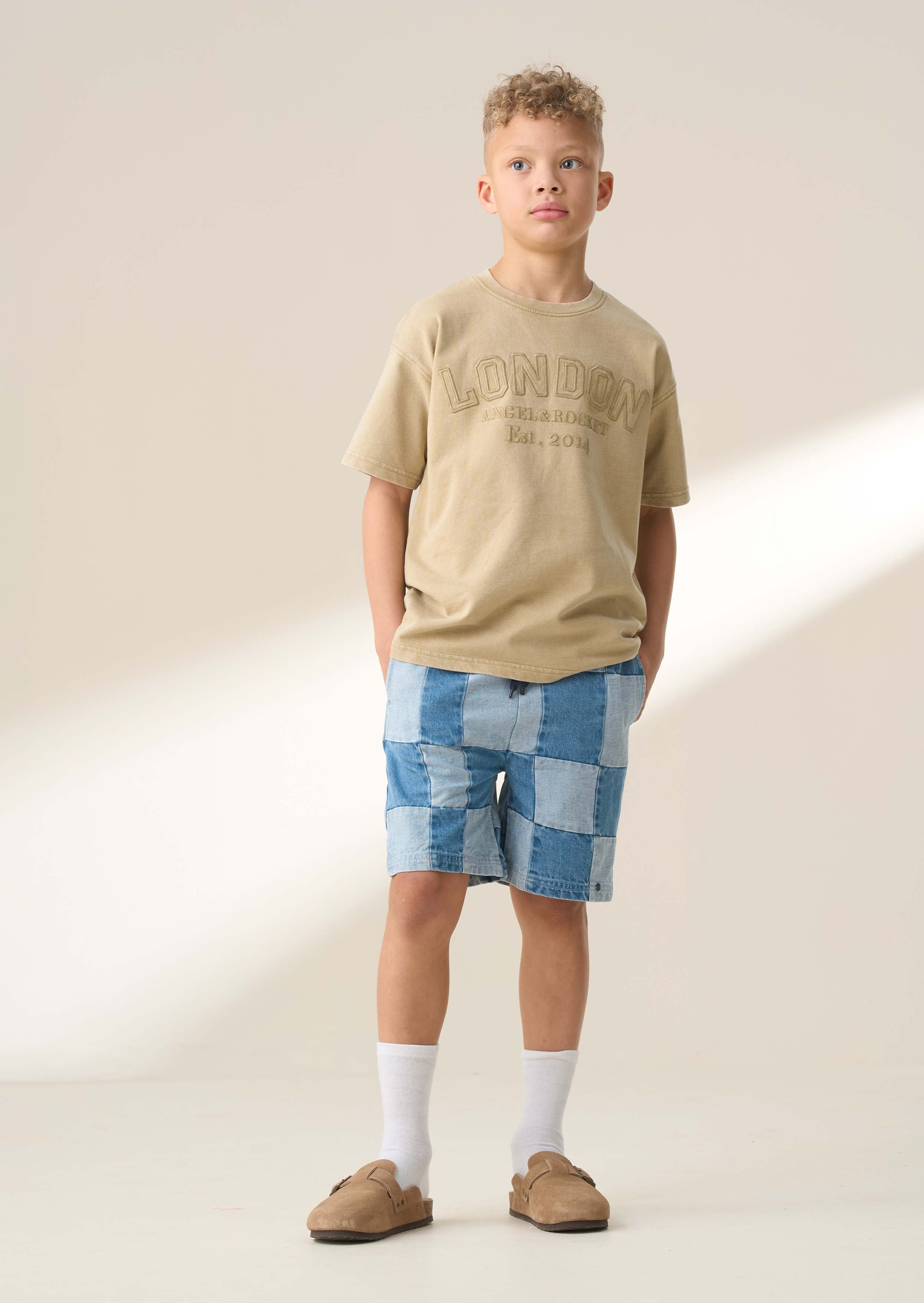 Outfit Tan Embroidered Washed T Shirt