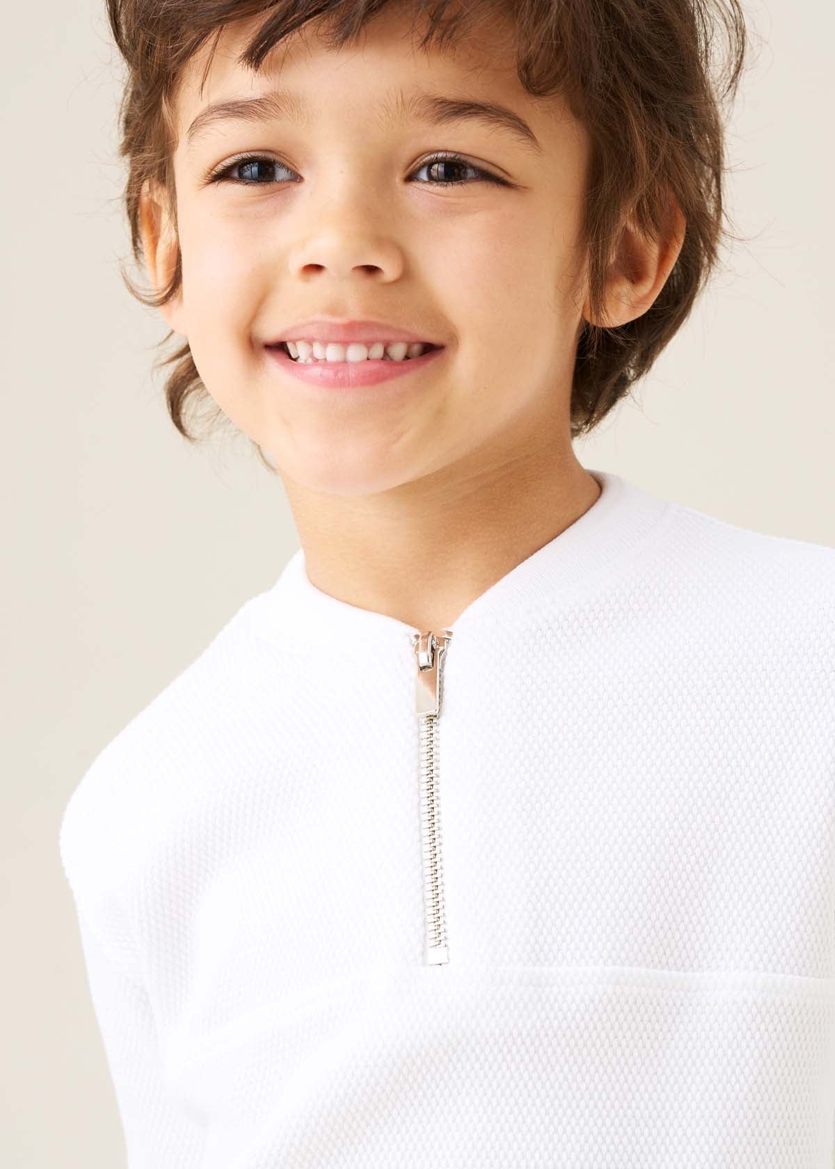 polo collar t-shirt