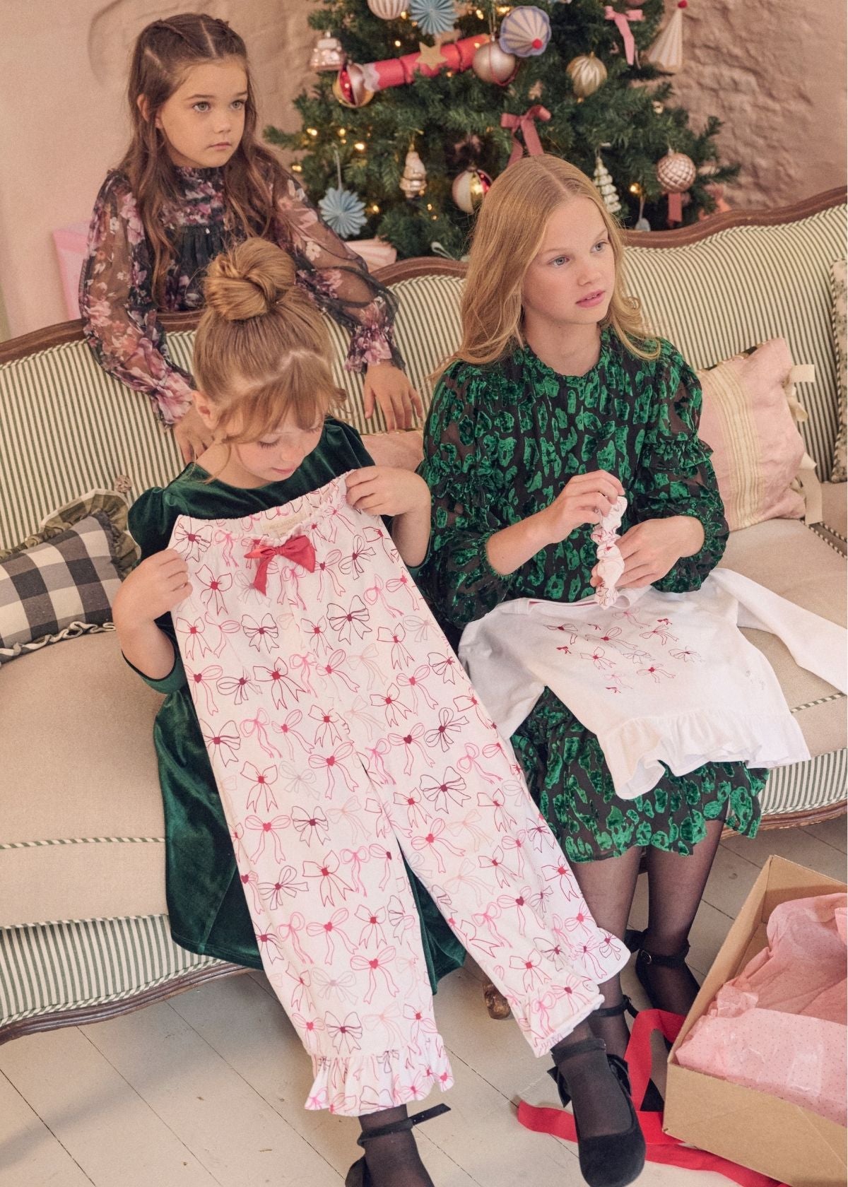 Betty Bow Print Frill Pjs