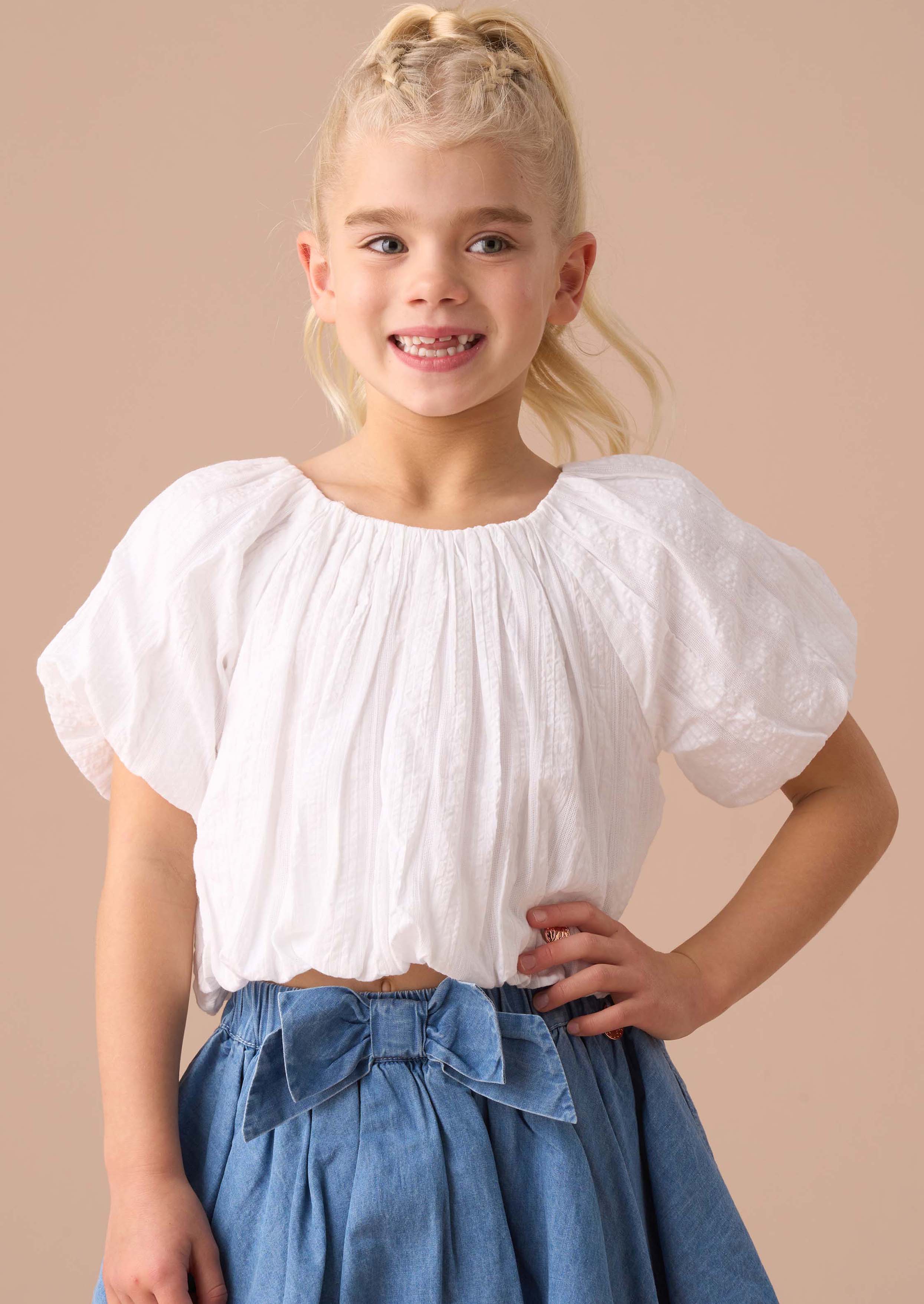 girls White Puffball Top