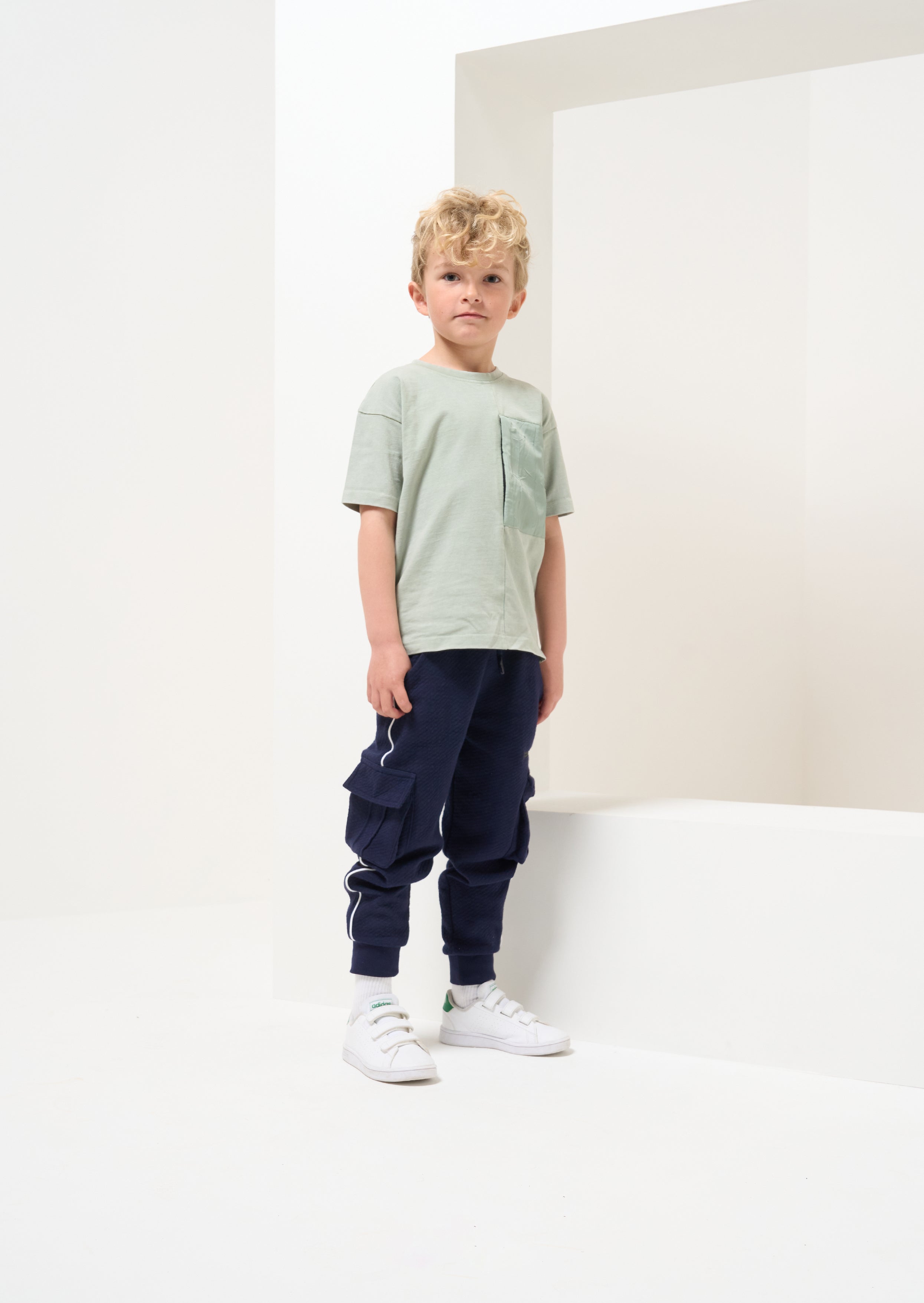 Boys Self Textured Green T-Shirt with Pocket