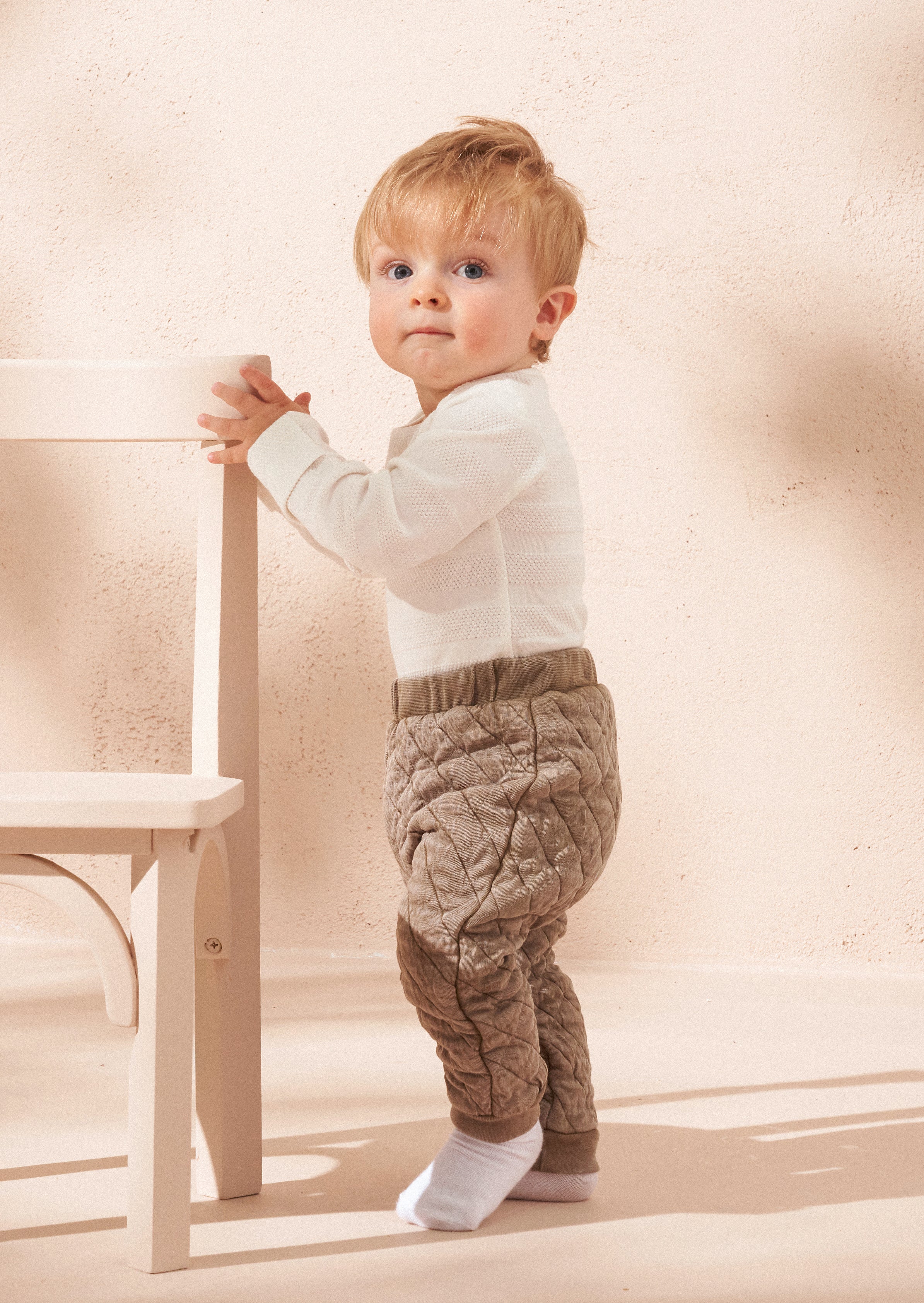 Ecru Popcorn Bodysuit & Quilted Jogger Set