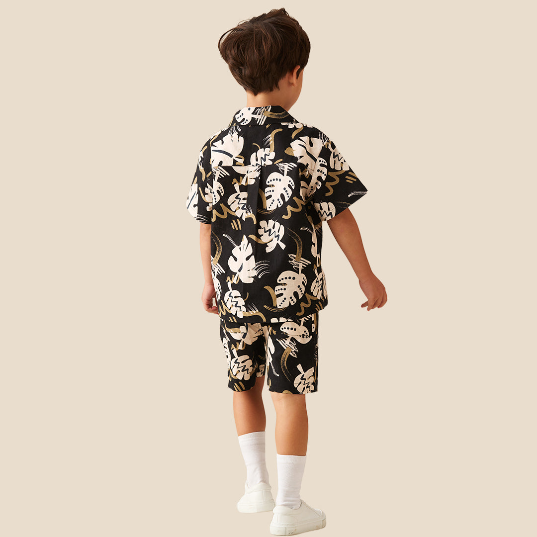 Finn Leaf Print Textured Short - Angel & Rocket